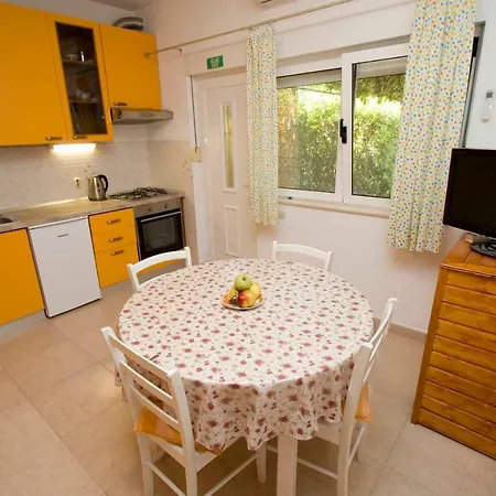 Aldi Apartment